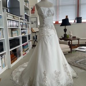 Henry Roth Wedding Dress, Size 10